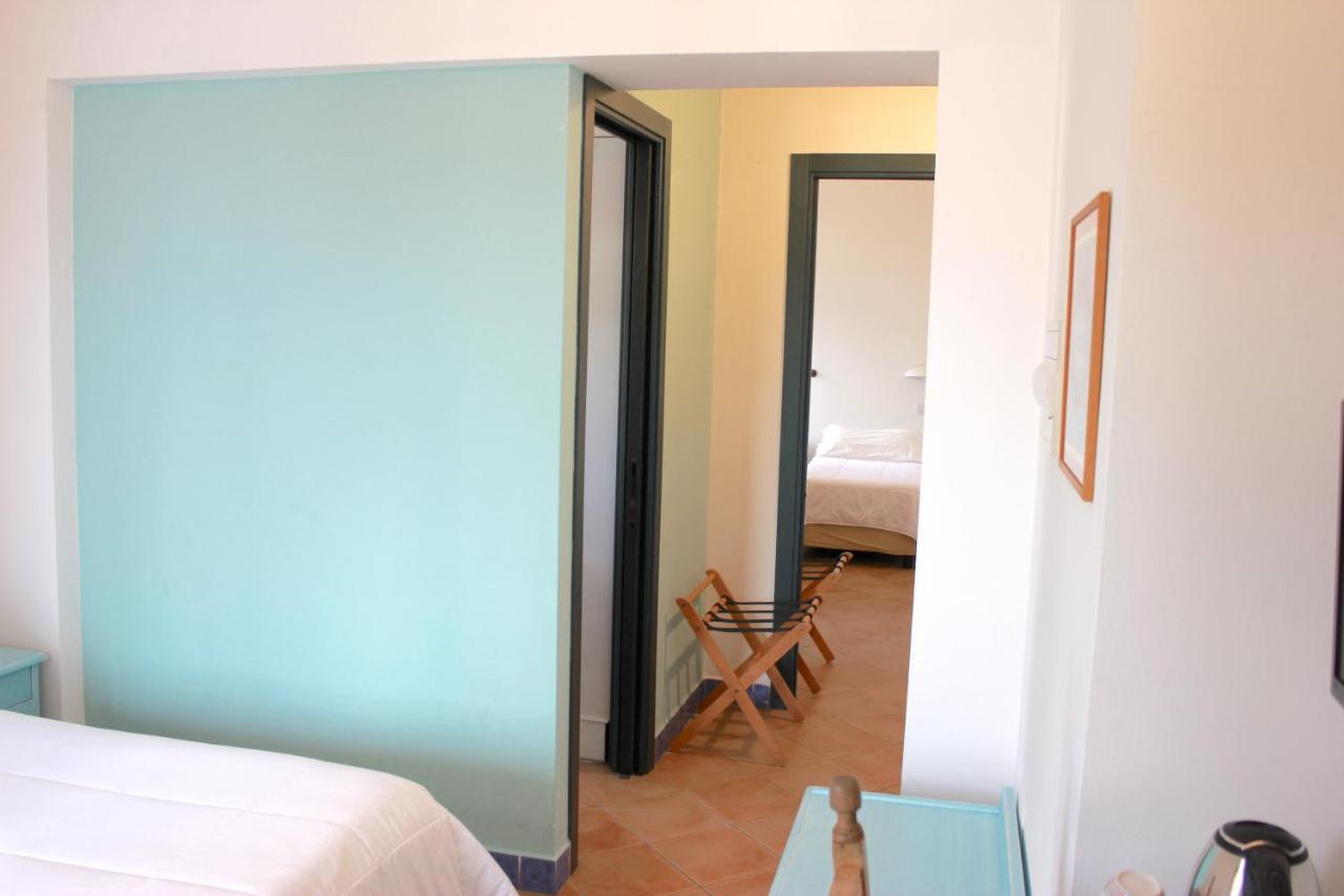 Bue Marino Hotel & Roof Lounge Cala Gonone Exterior foto